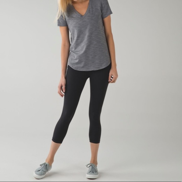 LULULEMON Wunder Under Crop - Picture 2 of 11